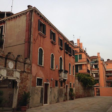 Locazione Turistica Corte Vecchia Venetië Buitenkant foto