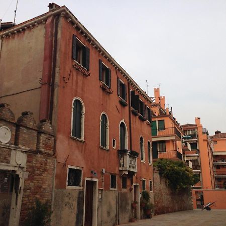Locazione Turistica Corte Vecchia Venetië Buitenkant foto
